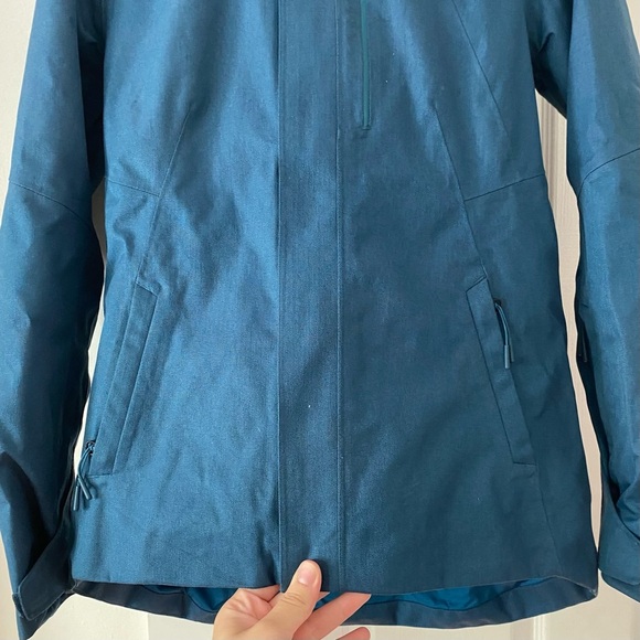 The North Face Women’s Blue Gatekeeper Jacket - Picture 12 of 13